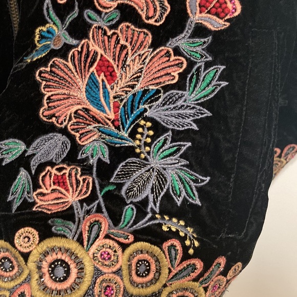 Anthropologie✨🌿floral embroidered bomber jacket - Picture 6 of 7
